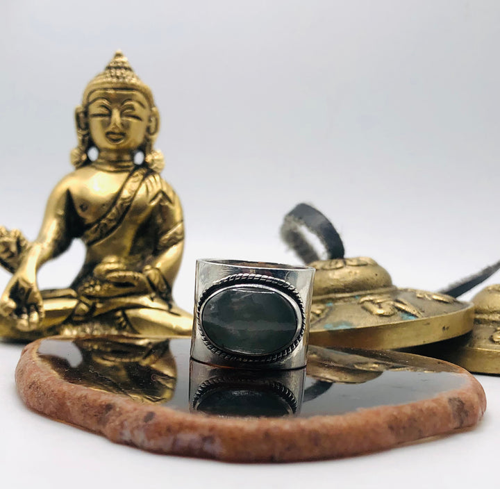Large Sheath Ring with Chalcedony.