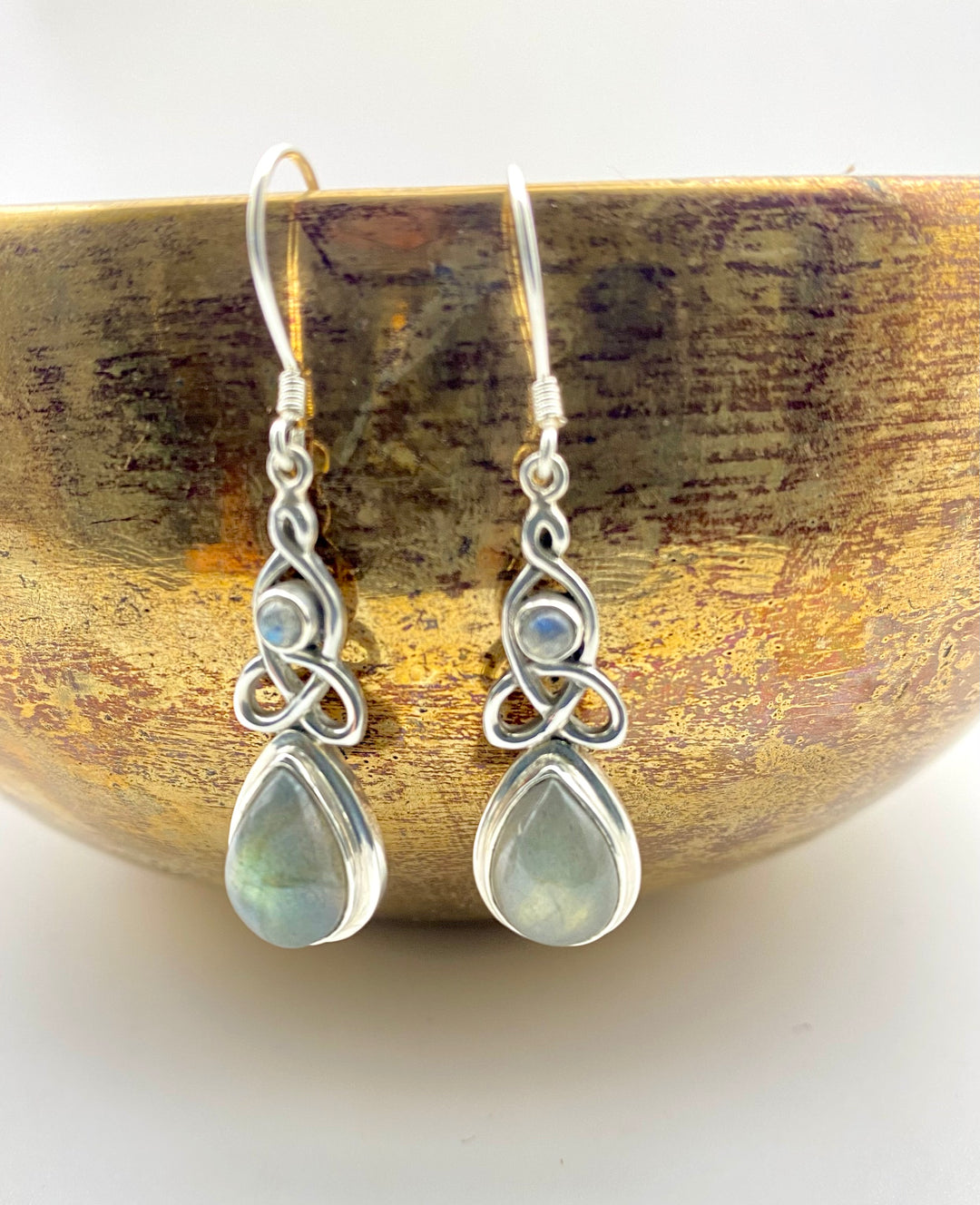 Mystic Knots - Labradorite Earrings