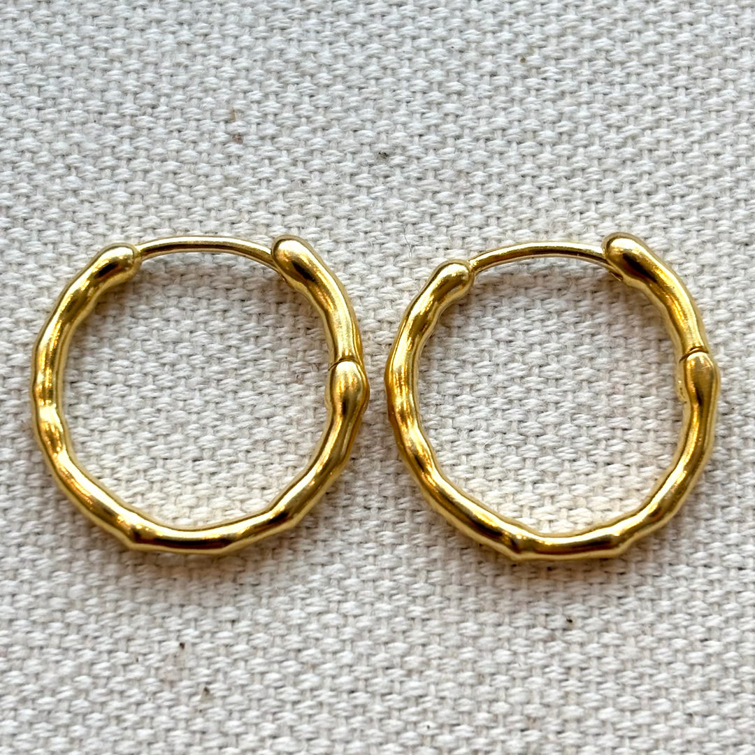 15mm Textured Huggy Hoop Earrings – Gold Plated Sterling Silver