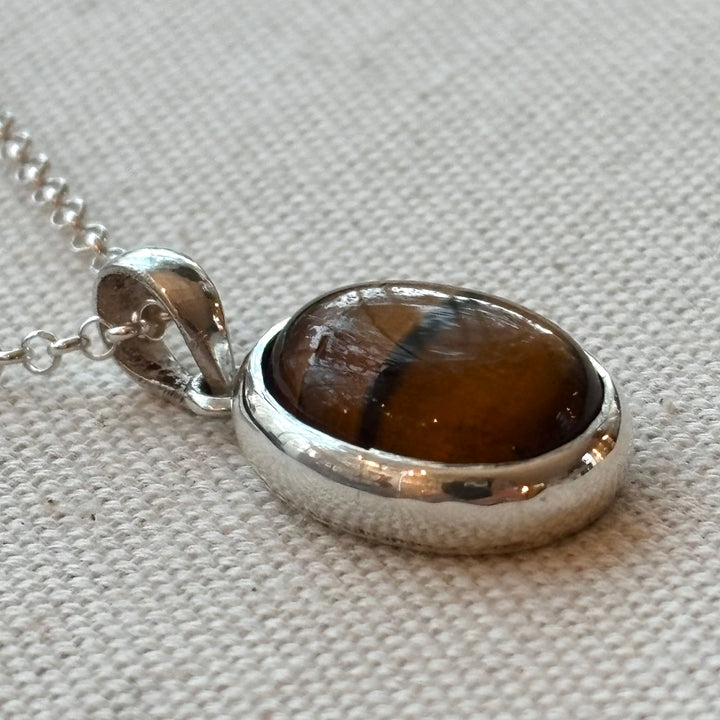 Tiger’s Eye Silver Necklace – 18 Inch Chain