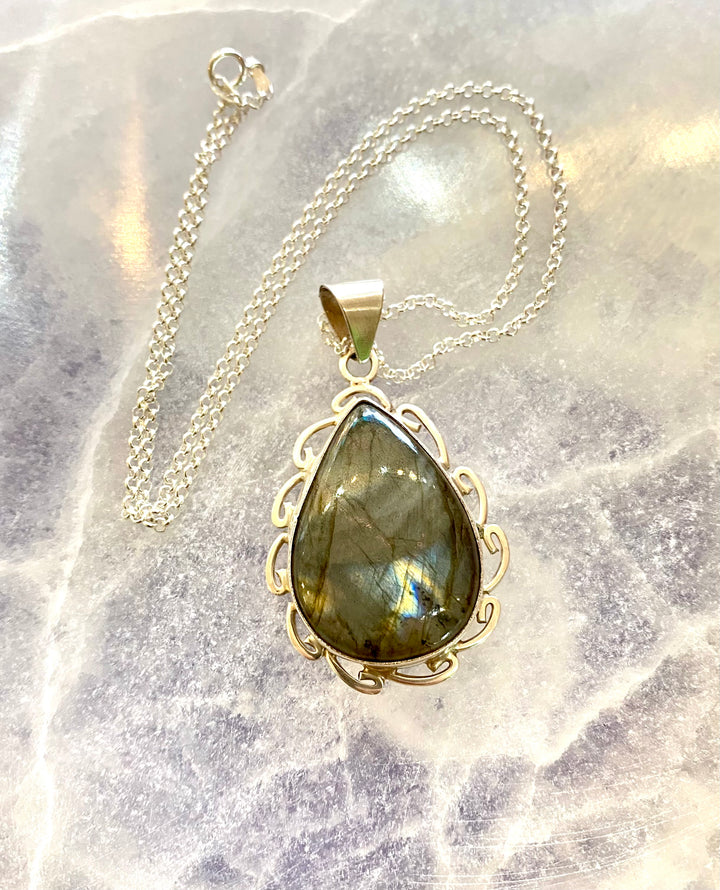 Mystic Light Labradorite Necklace