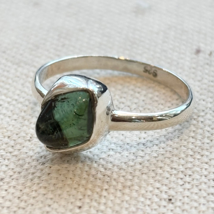 Green Tourmaline Silver Ring – Size P