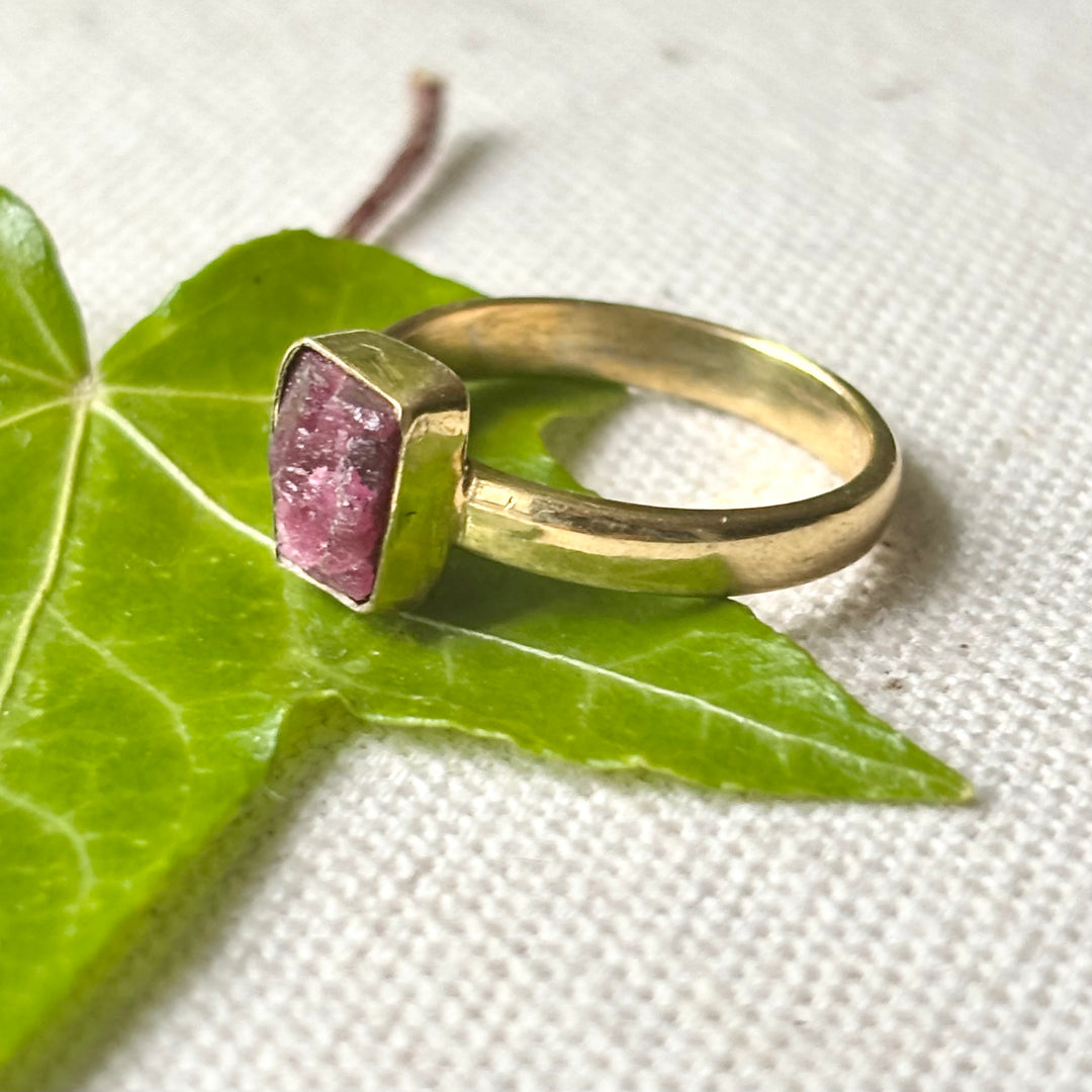 Raw Garnet Ring in Panchadhatu – Handmade Natural Gemstone Ring – Size M