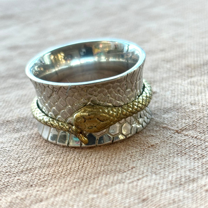 Silver Snake Spin Ring