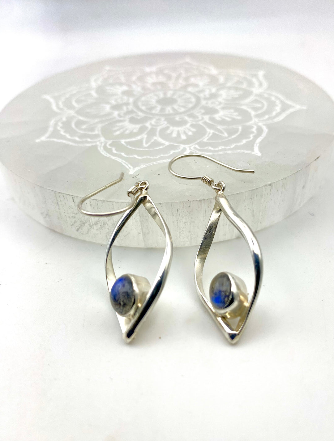 Moonlit Veil - Labradorite Earrings