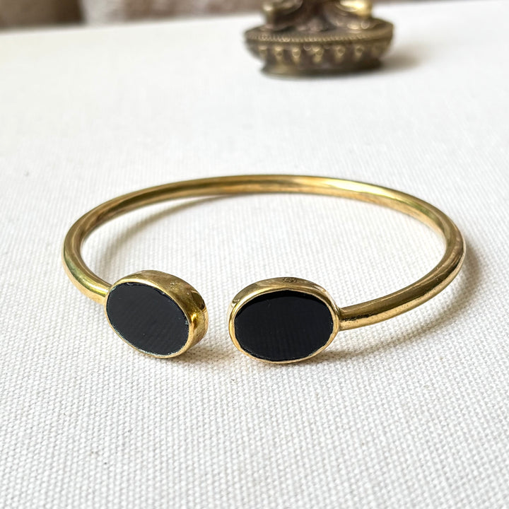 Handmade Panchadhatu Black Oval Open Cuff Bangle