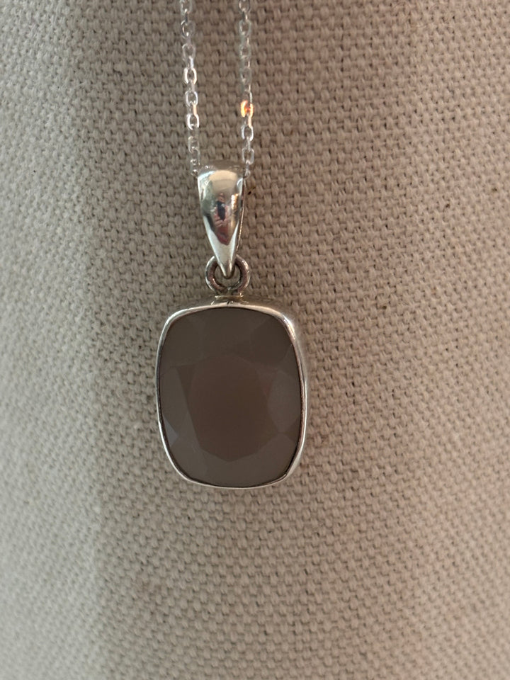 Grey Chalcedony Faceted Necklace in Sterling Silver