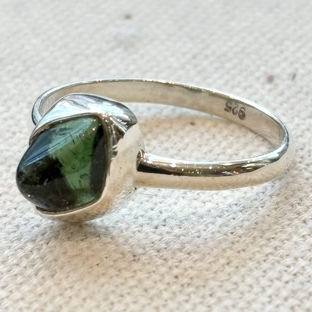 Green Tourmaline Silver Ring – Size P