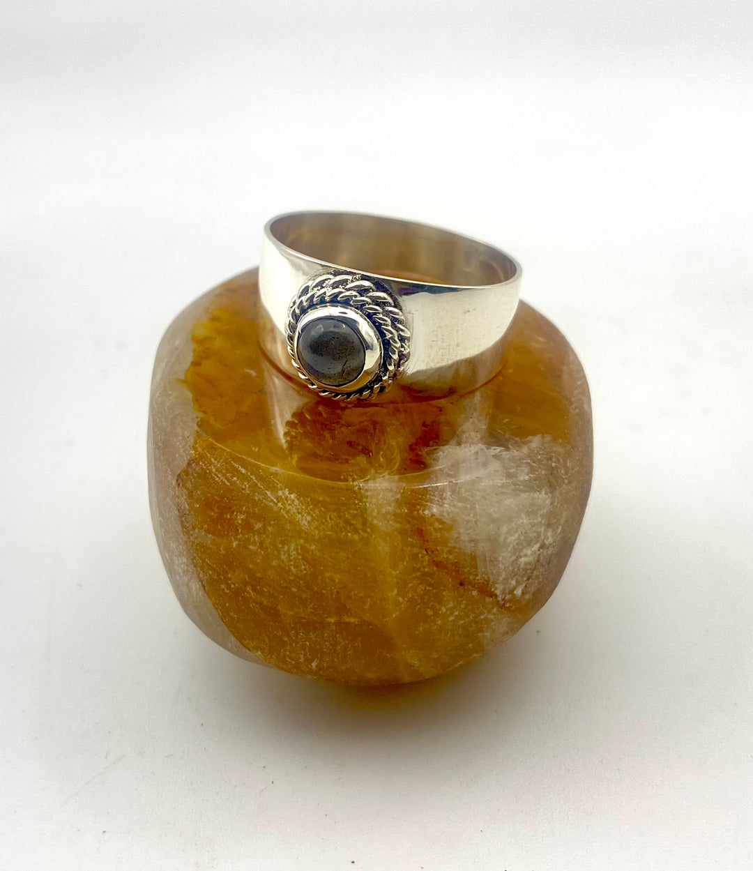 Guardians Circle - Labradorite Ring