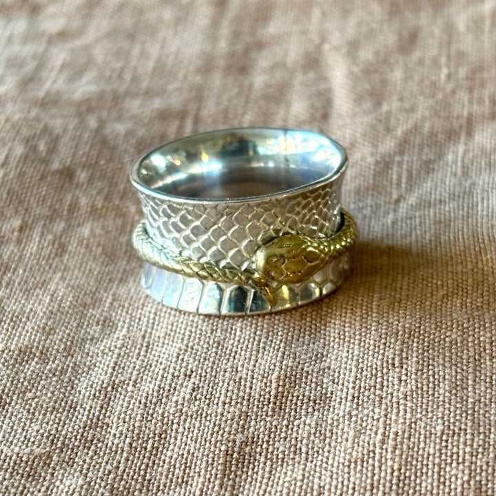 Silver Snake Spin Ring