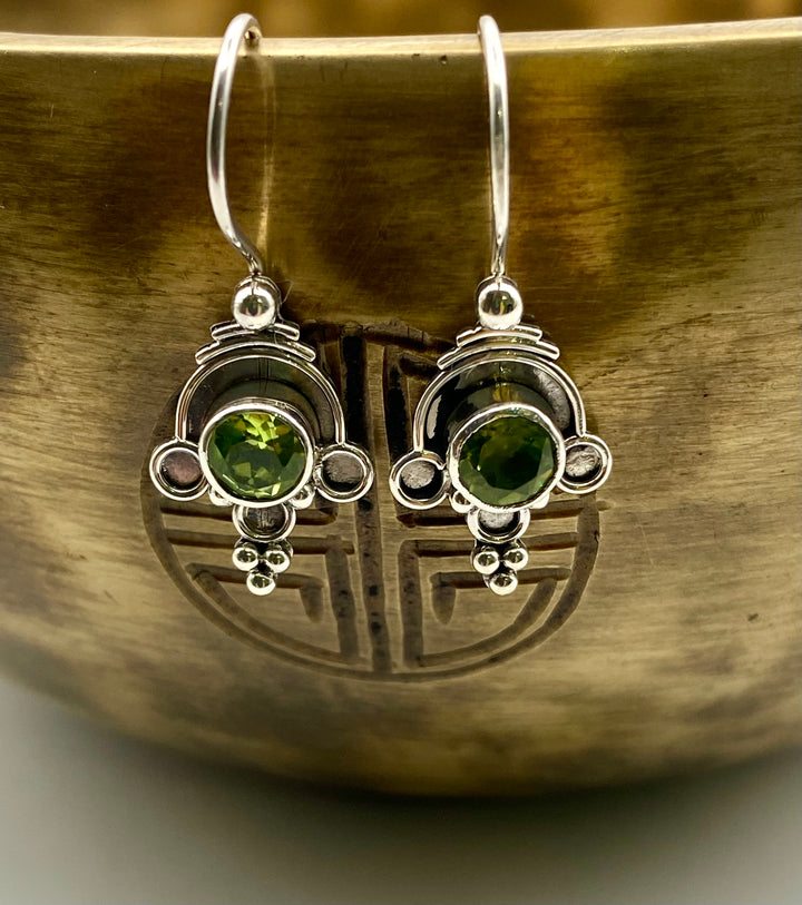 Vedant Orbit Peridot Earrings