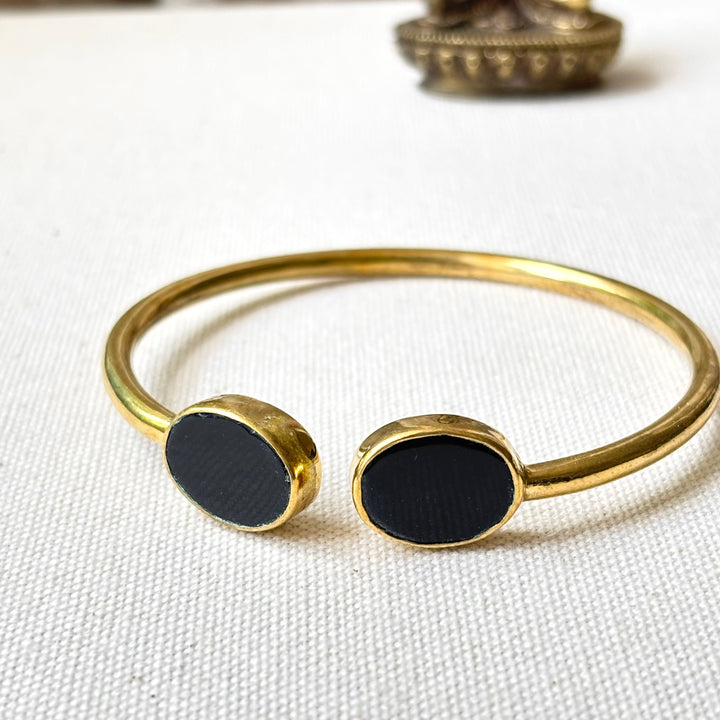 Handmade Panchadhatu Black Oval Open Cuff Bangle