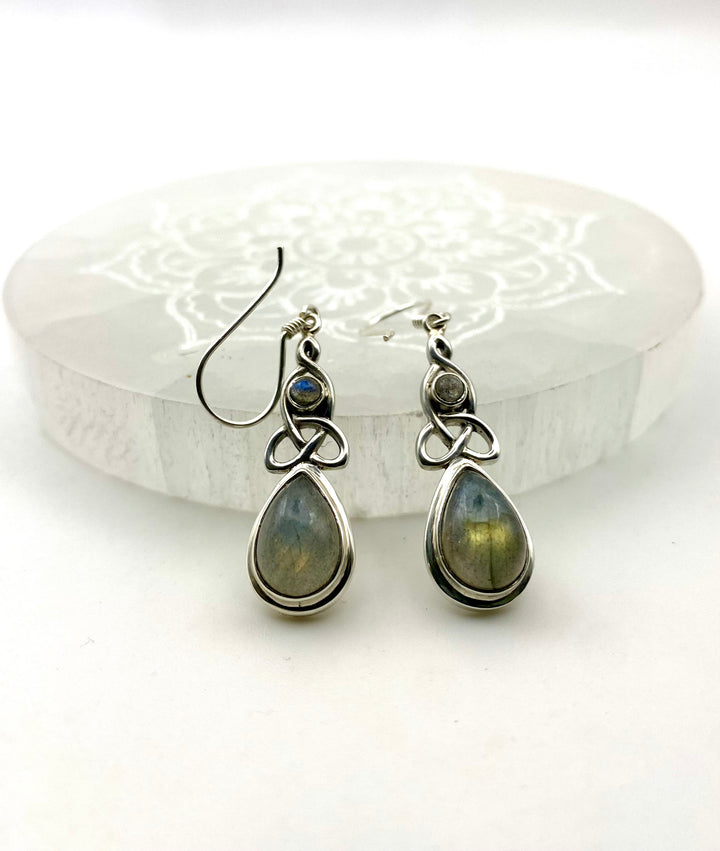 Mystic Knots - Labradorite Earrings