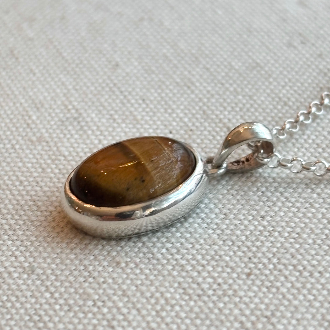 Tiger’s Eye Silver Necklace – 18 Inch Chain