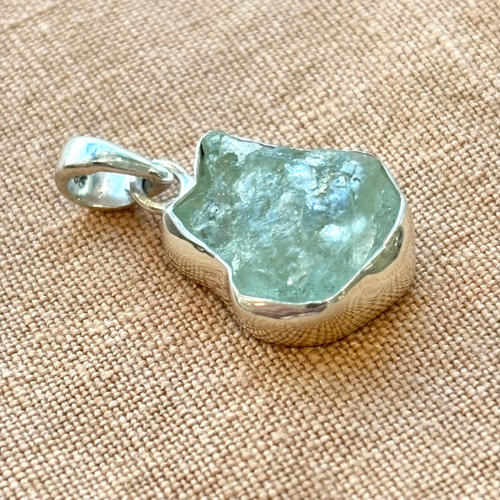 Raw Aquamarine Crystal Necklace – Sterling Silver – 18 Inch Chain