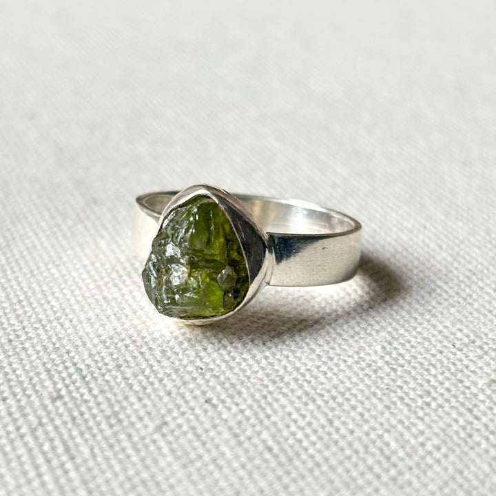 Handmade Raw Peridot Sterling Silver Ring – Size S