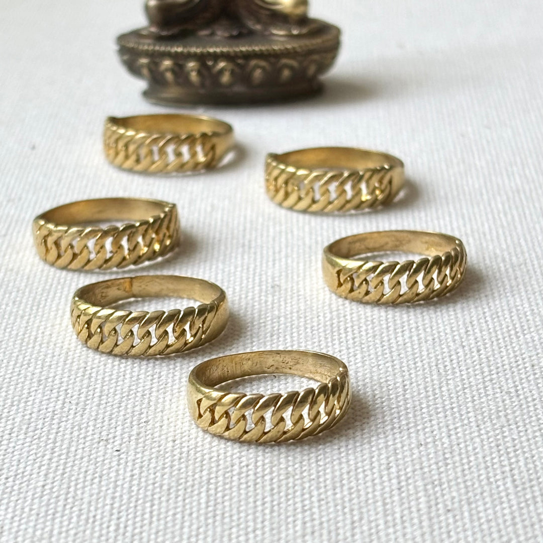 Handmade Panchadhatu Chain Pattern Ring
