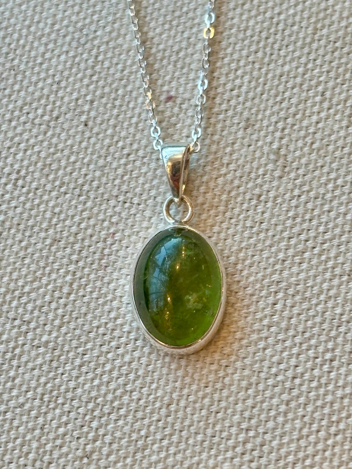 Green Tourmaline Sterling Silver Necklace – 18 Inch Chain