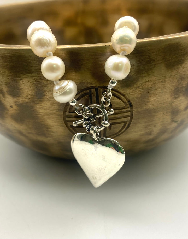 Pearl Embrace Necklace