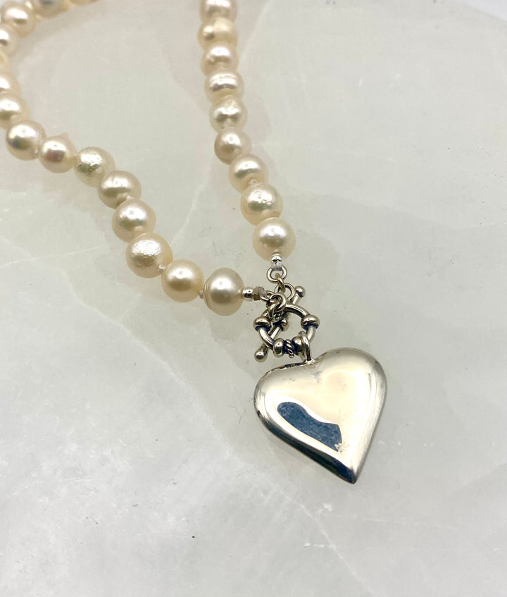Pearl Embrace Necklace