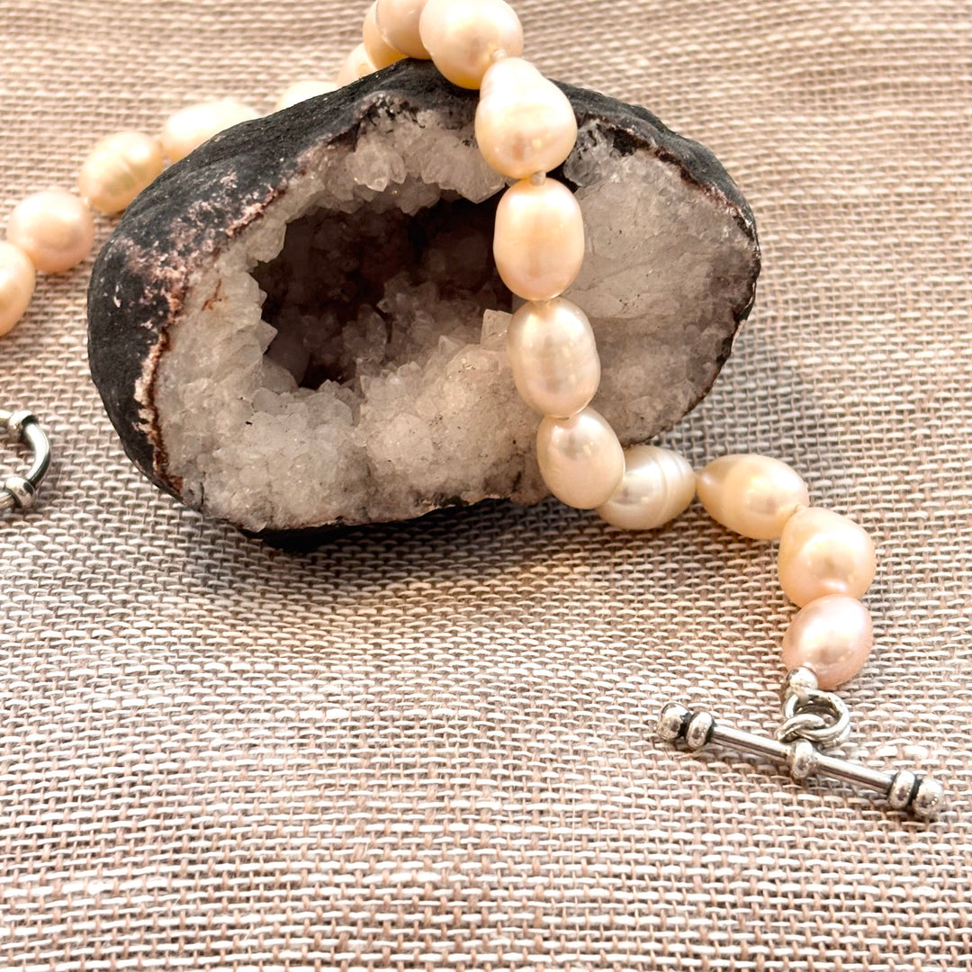 Peach Freshwater Pearl Bracelet