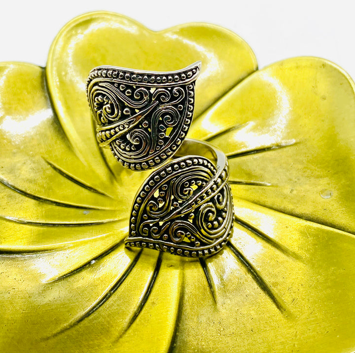 Wraparound Leaf Ring