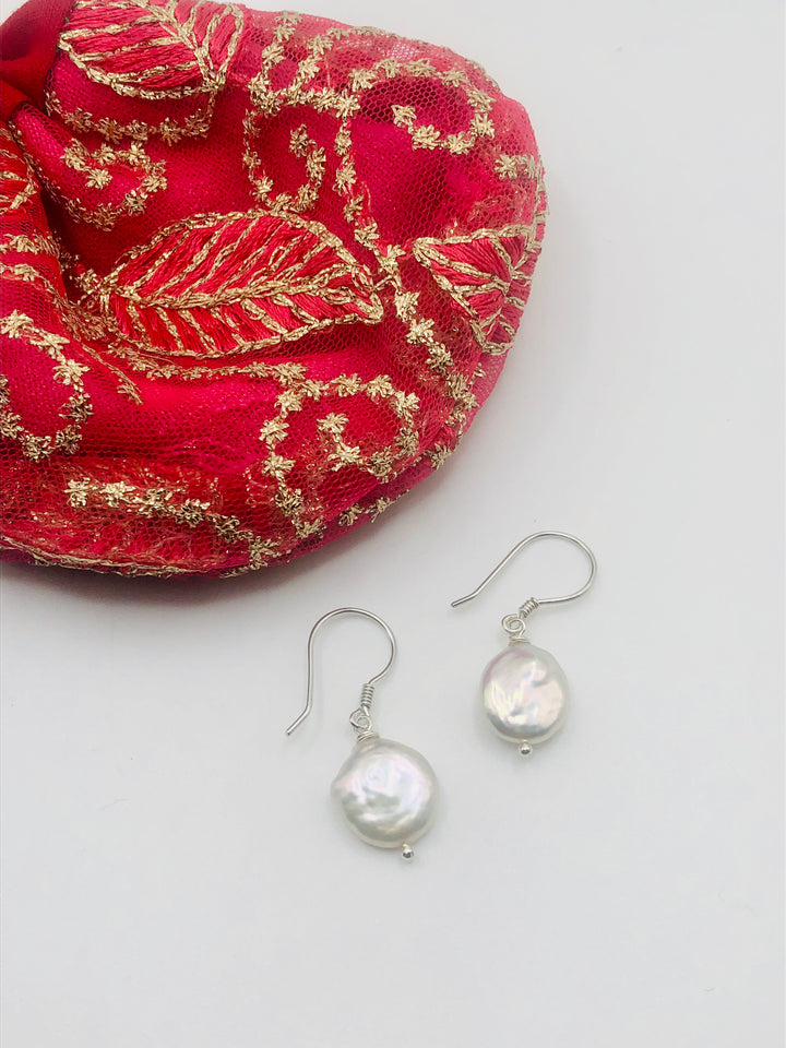 Classic Freshwater Pearl drop earrings