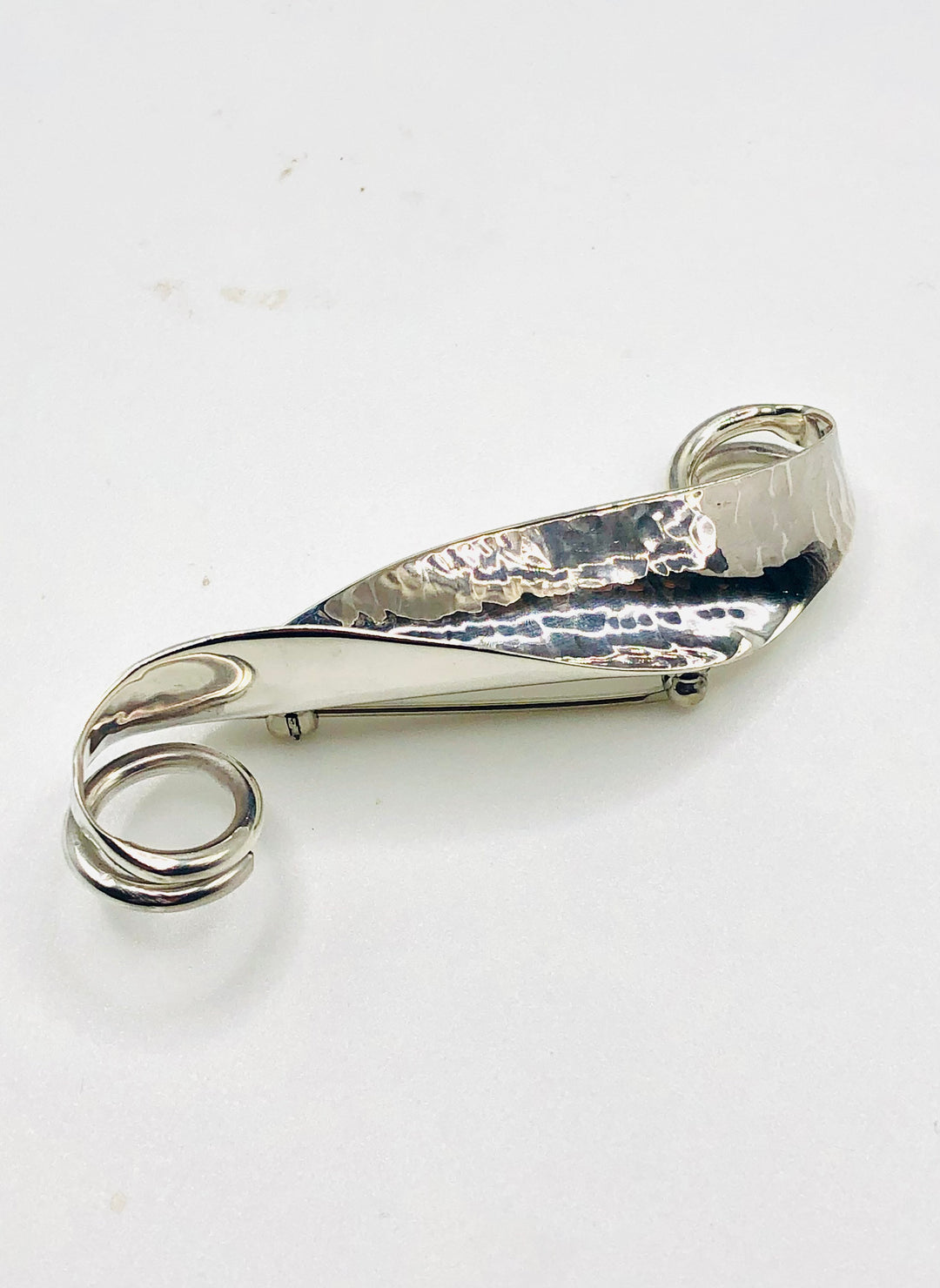 Contemporary Curly Brooch